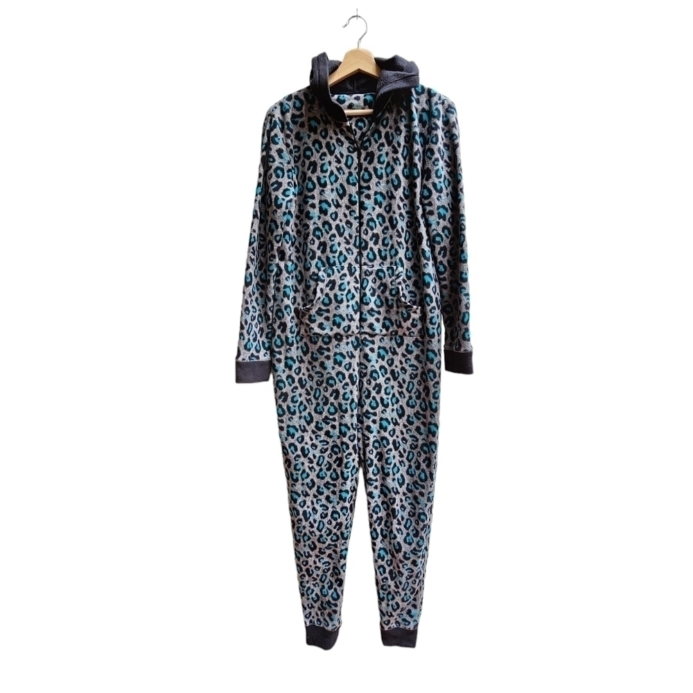 Cuddl Duds Onesie Pajamas in Grey and Turquoise Cheetah Print, Size Small